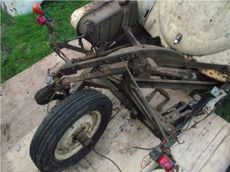 Image may have been reduced in size. Click image to view fullscreen.