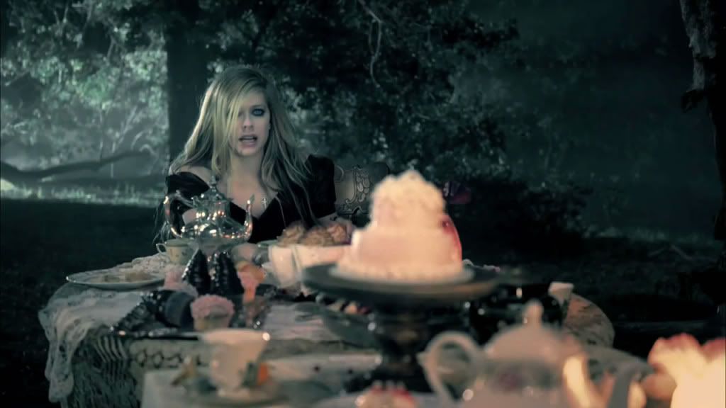 Avril Lavigne - Alice 720p