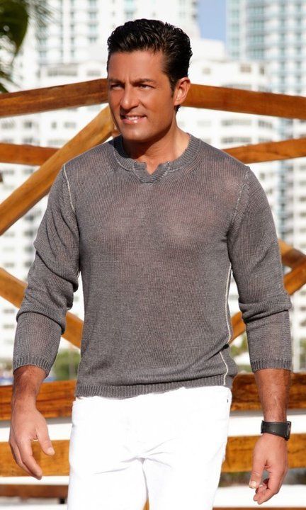  photo 224304_2011895574284_2042561_n_zpsc0804c8b.jpg