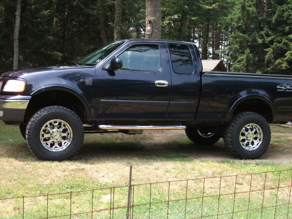 Where are 10-inch suspension lift kits available to purchase online?