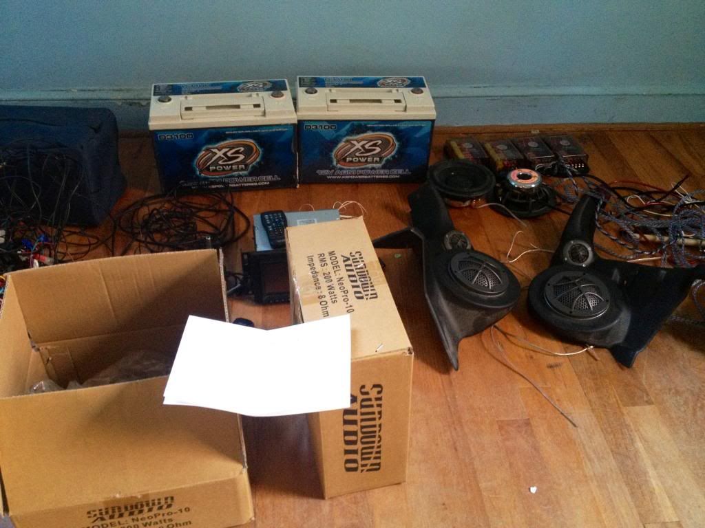 F/S DLS Iridium 6.3 3 way, 2)XS Power d3100 batteries. For Sale Car