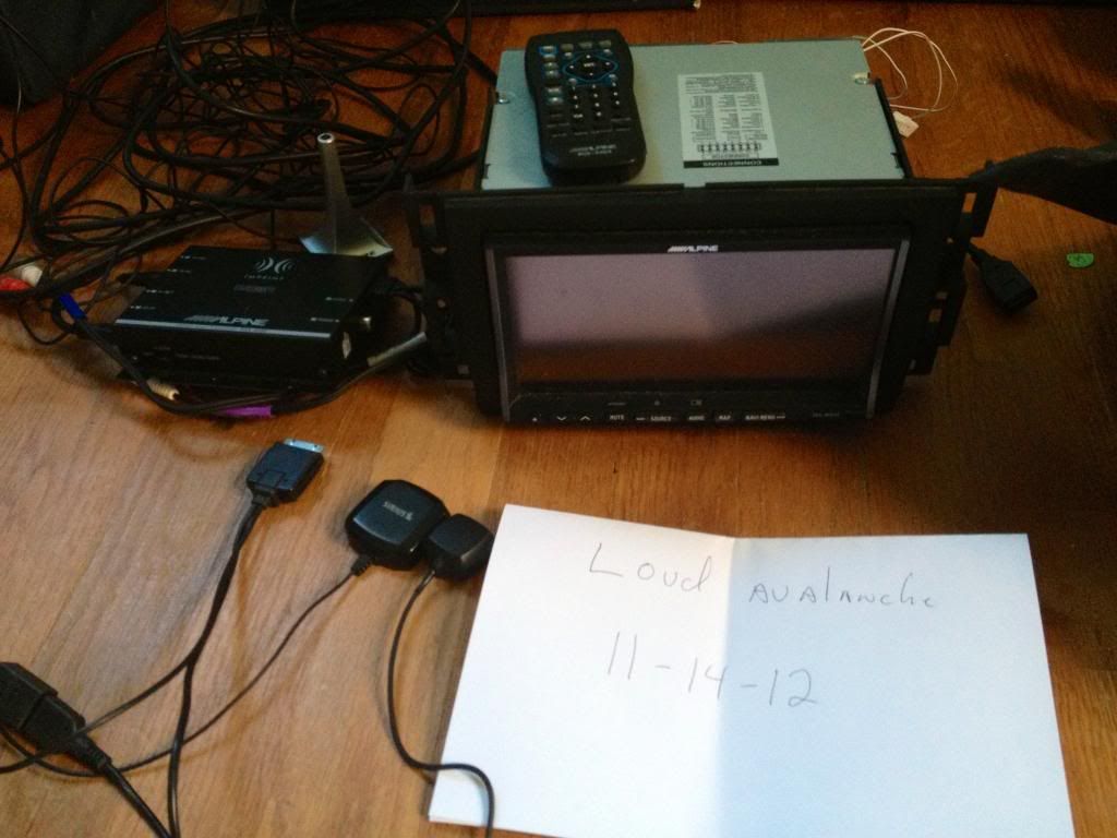 F/S DLS Iridium 6.3 3 way, 2)XS Power d3100 batteries. For Sale Car