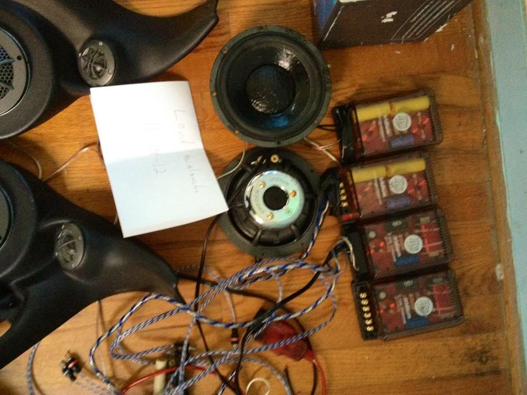 F/S DLS Iridium 6.3 3 way, 2)XS Power d3100 batteries. For Sale Car